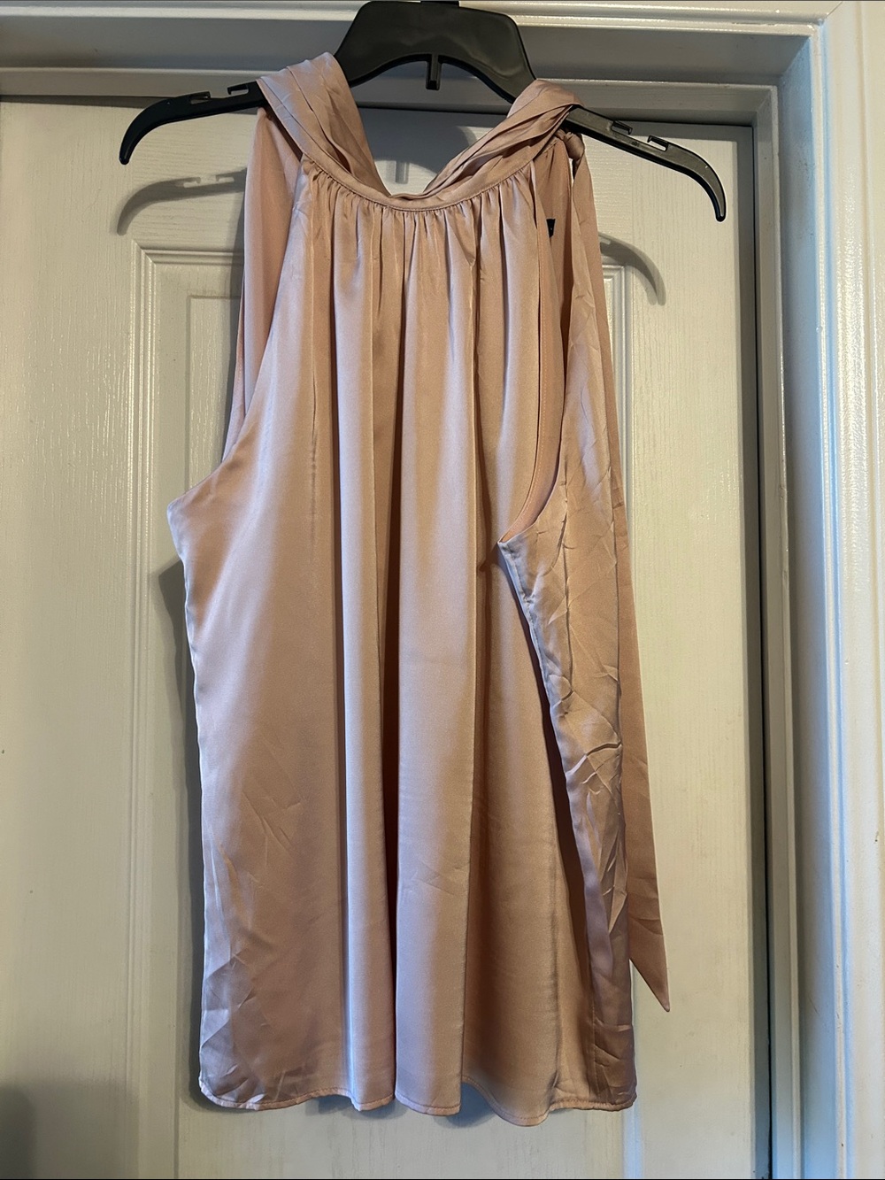 NWT White House Black Market Blush Pink Satin Top-sz Large